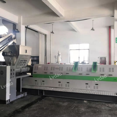 De de fabriekslds reeksen van Lvdaochina filmen zijvoeder de lijn plastic korrelende machine van de recyclingsmachine